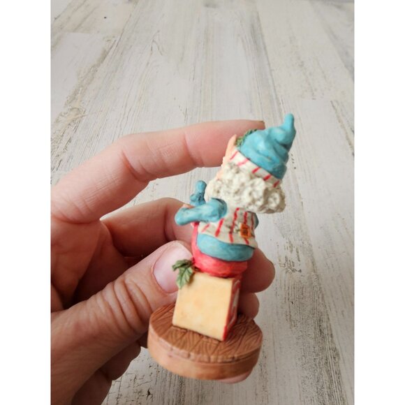 Enesco poopsie AS IS elf shoe black North Pole village figuring Xmas decor as is - Picture 3 of 8